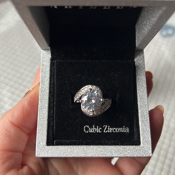 Swirl pave ring - Picture 2 of 7